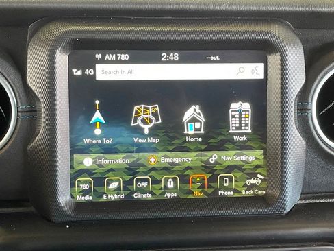 Used 2022 Jeep Wrangler Unlimited Rubicon 4xe w/ Cold Weather Group AWD/4WD image 22