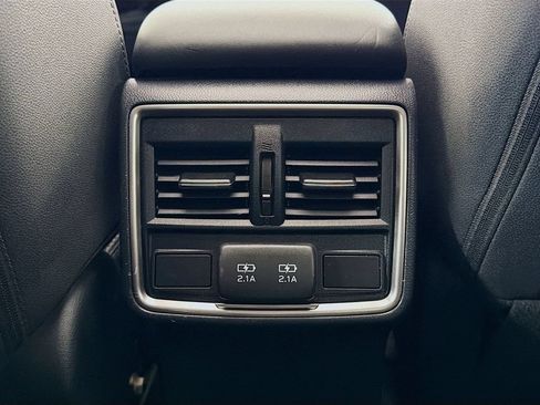 Used 2019 Subaru Forester Premium AWD/4WD image 26