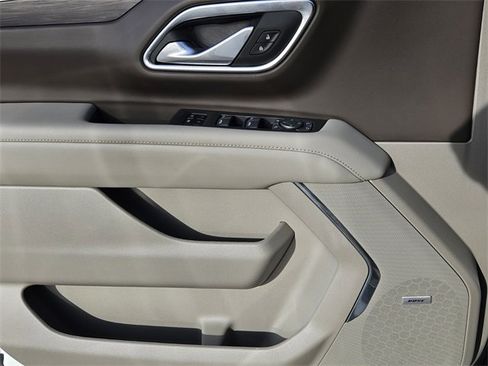 Used 2024 Chevrolet Tahoe Z71 w/ Off-Road Capability Package image 27