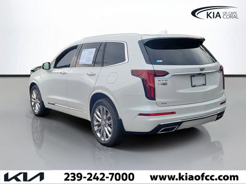 Used 2021 Cadillac XT6 Premium Luxury AWD/4WD image 4