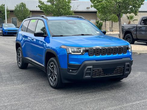 New 2026 Jeep Cherokee Laredo AWD/4WD image 10