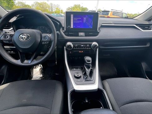 Used 2023 Toyota RAV4 LE image 14