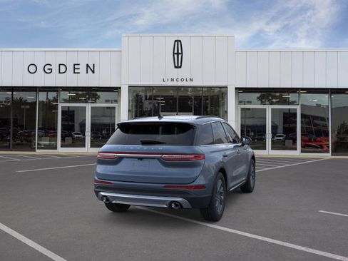 New 2026 Lincoln Corsair Premiere image 8