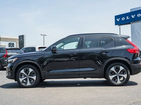 Certified 2024 Volvo XC40 B5 Plus w/ Protection Package Premier AWD/4WD image 4