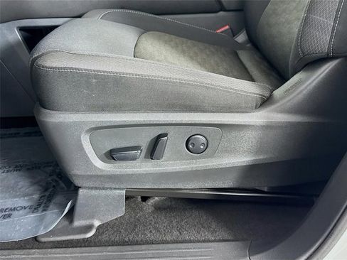 Certified 2024 Nissan Pathfinder SV FWD image 20