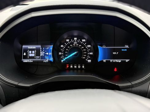 Used 2022 Ford Edge SEL image 22