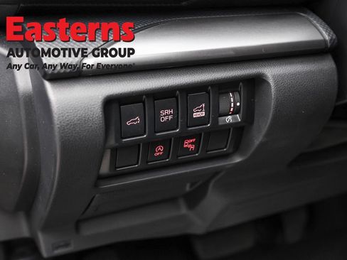 Used 2024 Subaru Forester Premium AWD/4WD image 23