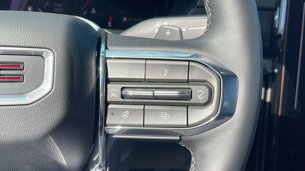 New 2027 GMC Acadia Elevation w/ Elevation Premium Package FWD image 25