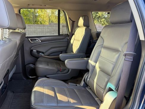 Used 2018 GMC Yukon Denali w/ Denali Ultimate Package image 9