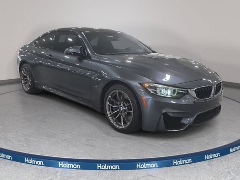 Used 2018 BMW M4 Coupe RWD image 4