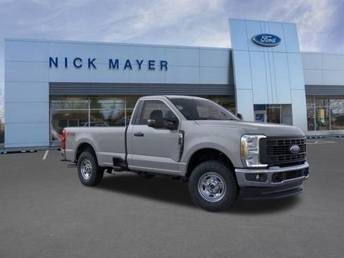 New 2026 Ford F250 XL w/ XL Off-Road Package image 8