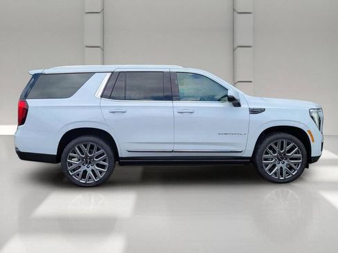 New 2026 GMC Yukon Denali Ultimate w/ LPO, Illumination Package AWD/4WD image 4