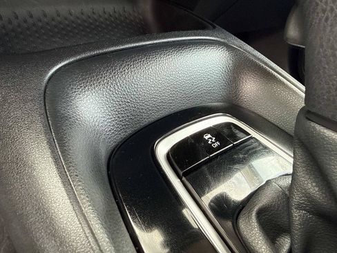 Used 2024 Toyota Corolla LE FWD image 28