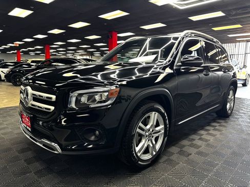 Used 2020 Mercedes-Benz GLB 250 4MATIC image 7