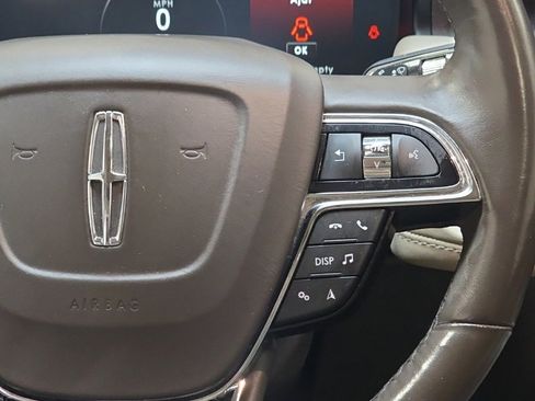 Used 2022 Lincoln Nautilus Reserve image 18