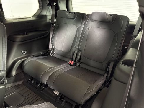 Used 2025 Jeep Grand Cherokee L Laredo RWD image 31