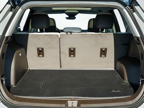 New 2026 GMC Terrain Denali w/ LPO, Floor Liner Package image 8
