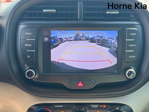 Used 2022 Kia Soul LX w/ Technology Package FWD image 22