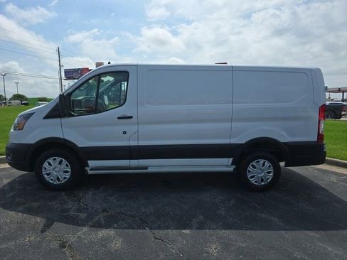 Used 2024 Ford Transit 250 Low Roof w/ Exterior Upgrade Package RWD image 2