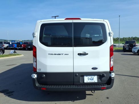 Used 2024 Ford Transit 350 XLT RWD image 4