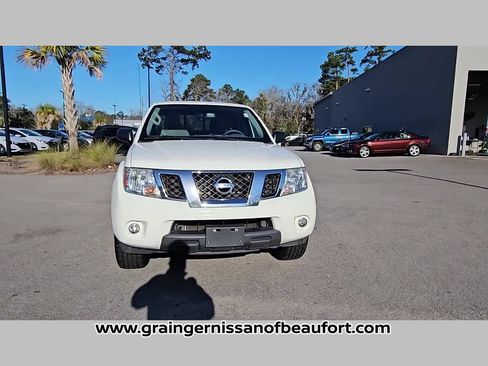 Used 2020 Nissan Frontier SV image 20