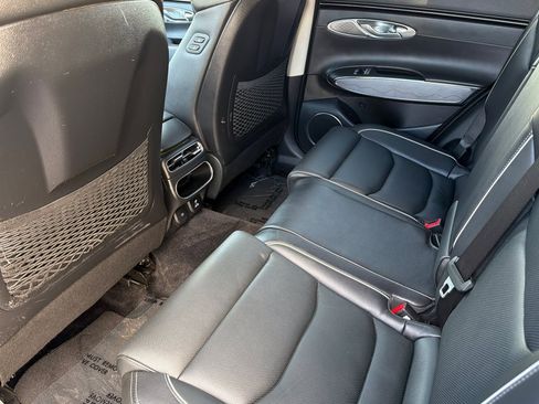 Used 2023 Genesis GV70 2.5T w/ Advanced Package image 11