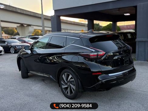 Used 2019 Nissan Murano SV w/ Premium Package image 5
