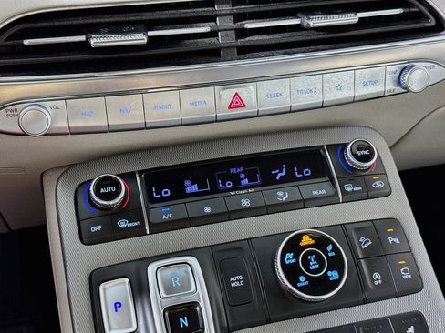 Used 2021 Hyundai Palisade Limited AWD/4WD image 19