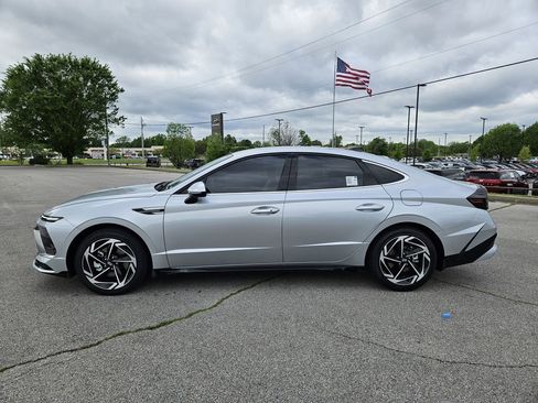 New 2026 Hyundai Sonata SEL FWD image 4