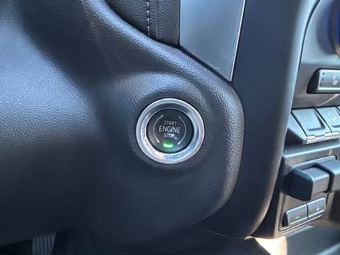 Used 2020 Chevrolet Silverado 1500 RST w/ All-Star Edition image 28