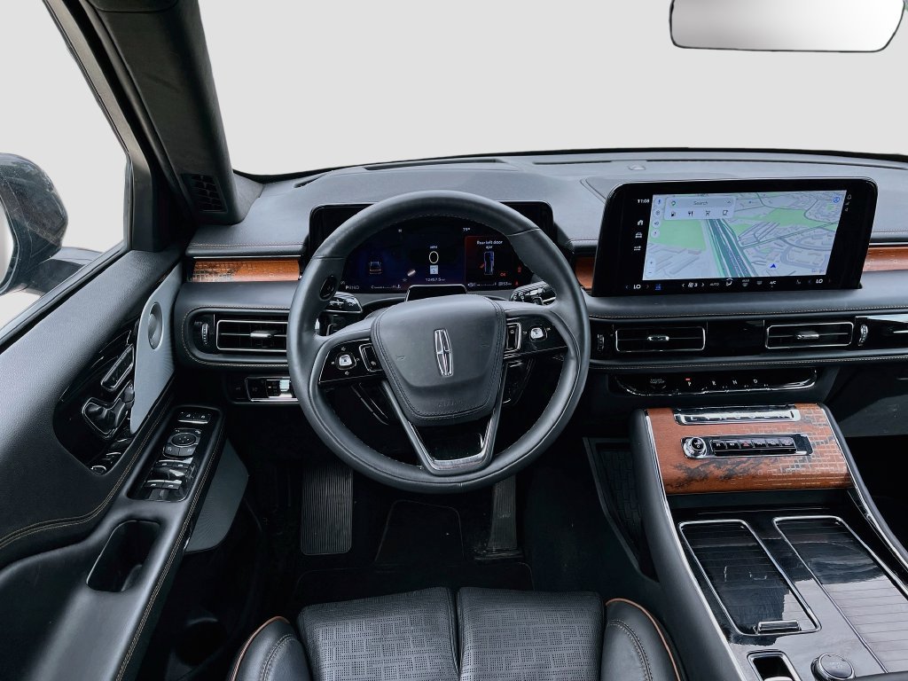 Used 2025 Lincoln Aviator Black Label w/ Jet Appearance Package AWD/4WD image 24