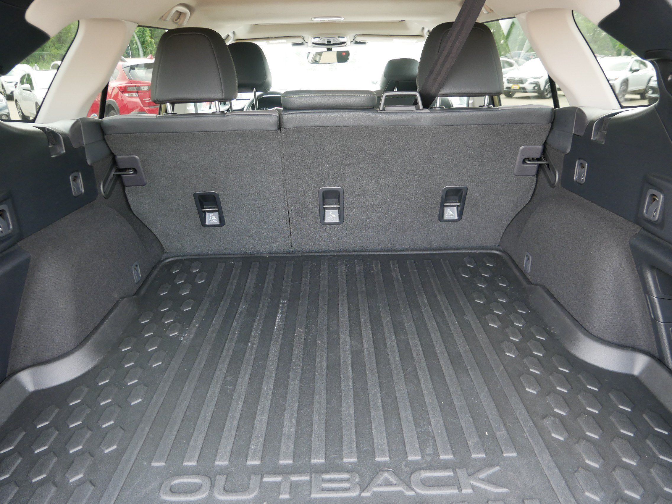 Used 2024 Subaru Outback Onyx Edition AWD/4WD image 18