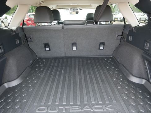 Used 2024 Subaru Outback Onyx Edition AWD/4WD image 18