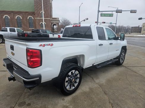 Used 2019 Chevrolet Silverado 2500 W/T w/ Snow Plow Prep Package image 7