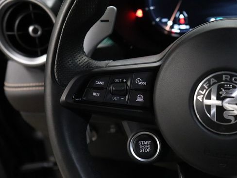 Used 2024 Alfa Romeo Tonale Ti image 28