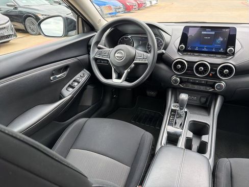 Used 2024 Nissan Sentra SV FWD image 20