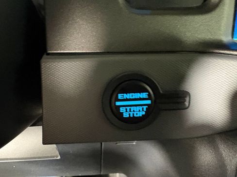 Used 2024 Ford Bronco Black Diamond AWD/4WD image 21