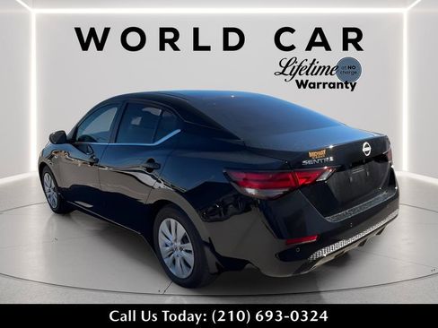 Used 2025 Nissan Sentra S image 5