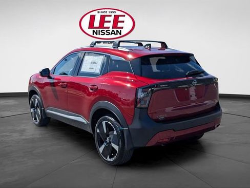 New 2026 Nissan Kicks SR w/ Illumination Package FWD image 5