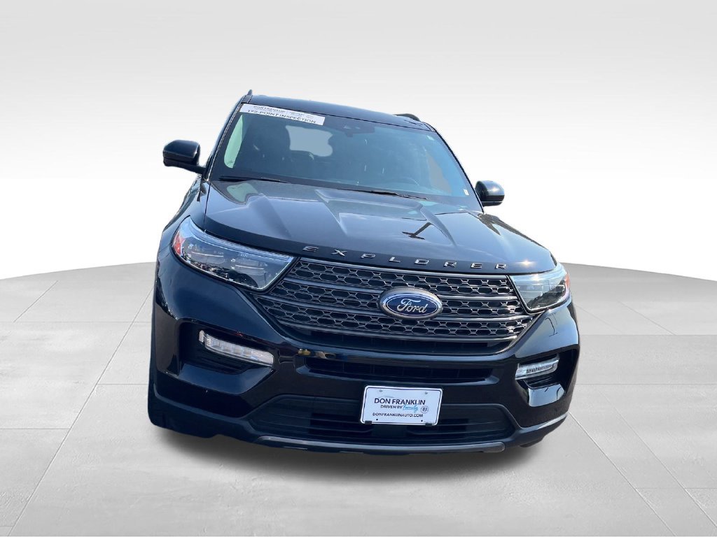 Used 2023 Ford Explorer XLT w/ Equipment Group 202A AWD/4WD image 8