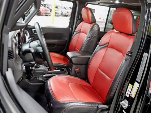 Used 2019 Jeep Wrangler Unlimited Sport S image 25