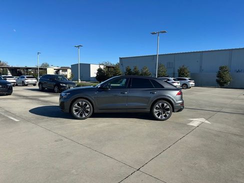 New 2026 Audi Q8 Premium Plus image 8