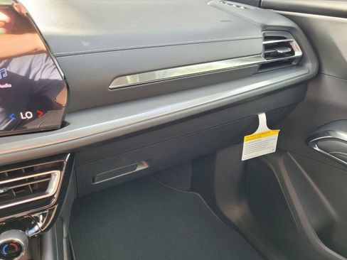 New 2026 Chevrolet Traverse LT w/ Driver Confidence Package image 32