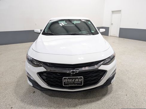 Used 2024 Chevrolet Malibu LT w/ Sport Edition FWD image 7