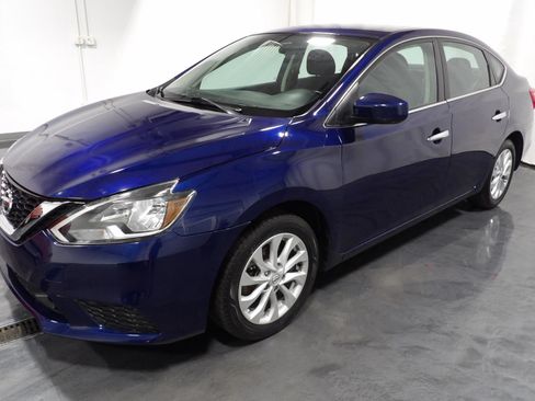 Used 2018 Nissan Sentra SV FWD image 3
