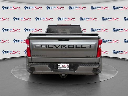 Used 2021 Chevrolet Silverado 1500 Custom w/ LPO, Dark Essentials Package image 4
