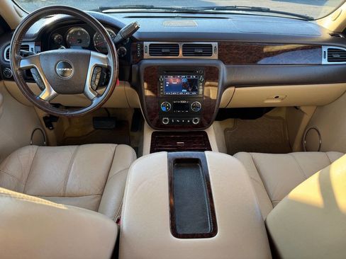 Used 2007 GMC Yukon Denali image 8