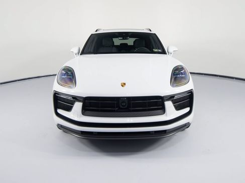 Certified 2026 Porsche Macan S AWD/4WD image 13