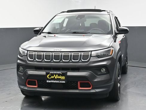 Used 2022 Jeep Compass Latitude w/ Sun and Sound Group image 7