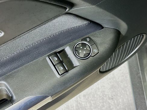 Used 2020 Ford Mustang Coupe image 19